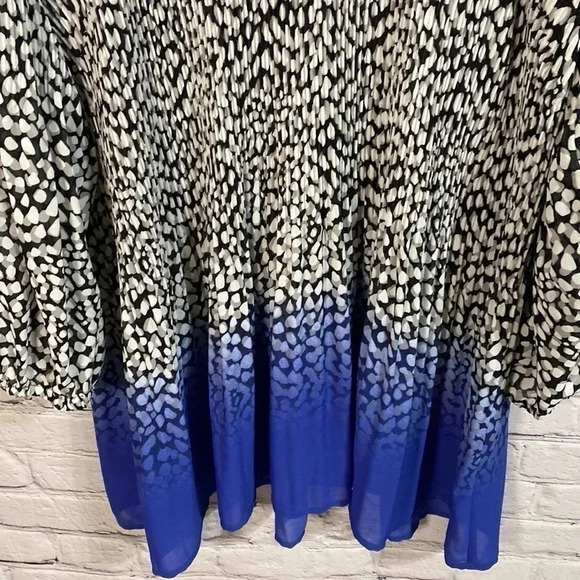 Catherines Black Blue Crystal Pleated Embellished  Nevkline Two Tone Blo… - Picture 6 of 7